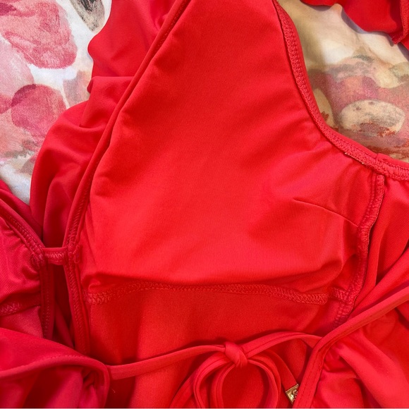 SOLD ❌ MICHAEL Michael Kors Woman’s Sea Coral Cruise One Piece Swimwear - Picture 8 of 11